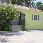 Christina וילה ספרטיה