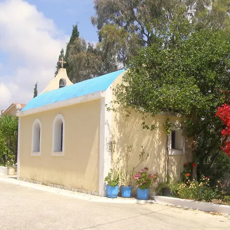 Christina וילה ספרטיה